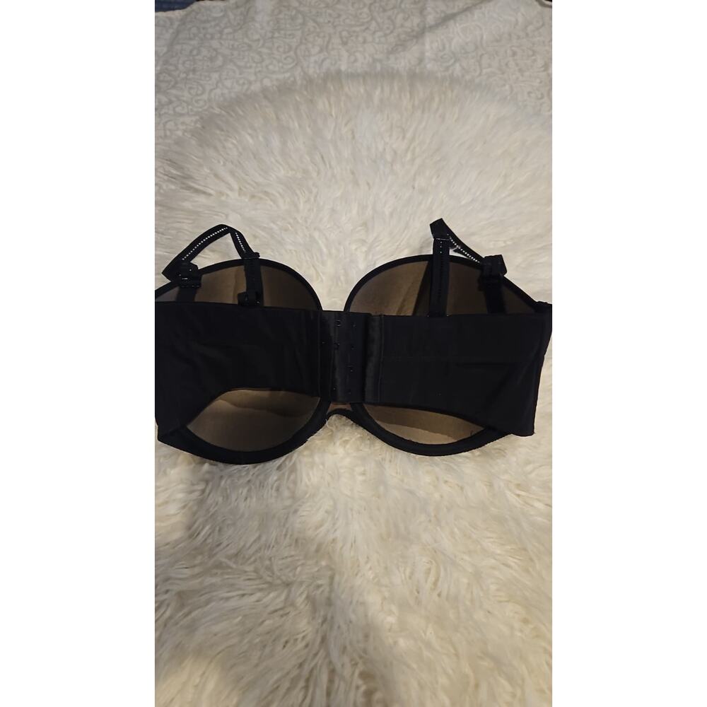 Chantelle Preformed Chisel Bra 2136 – Seamless Lift & Smooth Support - Picture 3 of 7